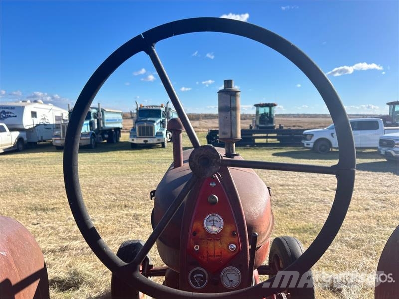 Cockshutt 40 2WD Wide Front Antique Tractor Traktorji