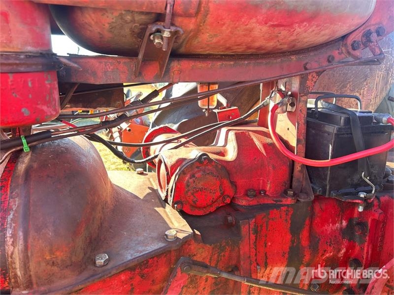 Cockshutt 40 2WD Wide Front Antique Tractor Traktorji