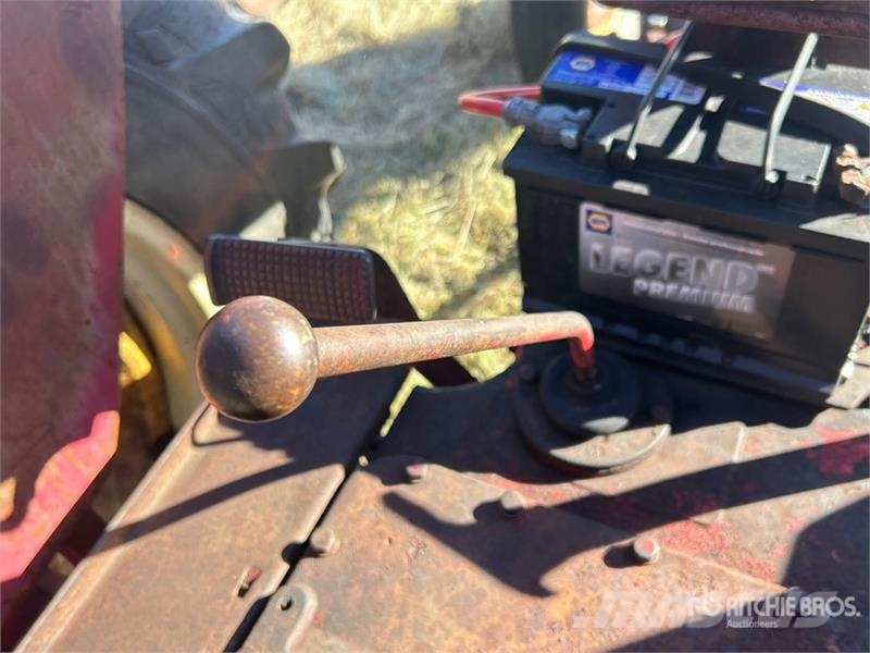Cockshutt 40 2WD Wide Front Antique Tractor Traktorji