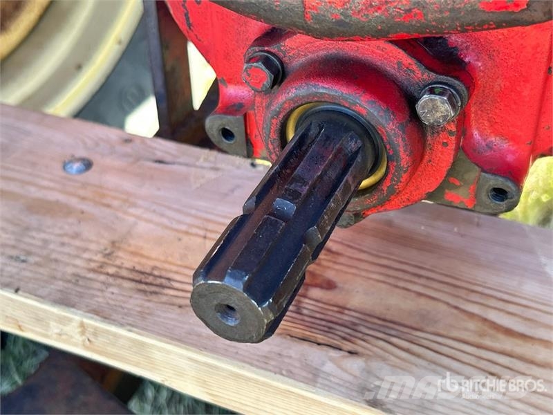 Cockshutt 40 2WD Wide Front Antique Tractor Traktorji