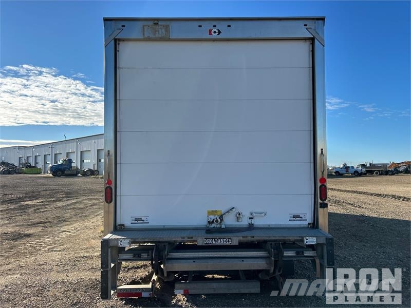 Collins 26 ft Van Body معدات النقل - غير ذلك
