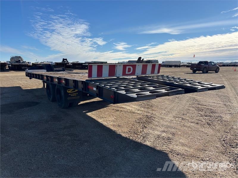 Columbia 34 ft T/A Tilt Deck Trailer Maskinhenger