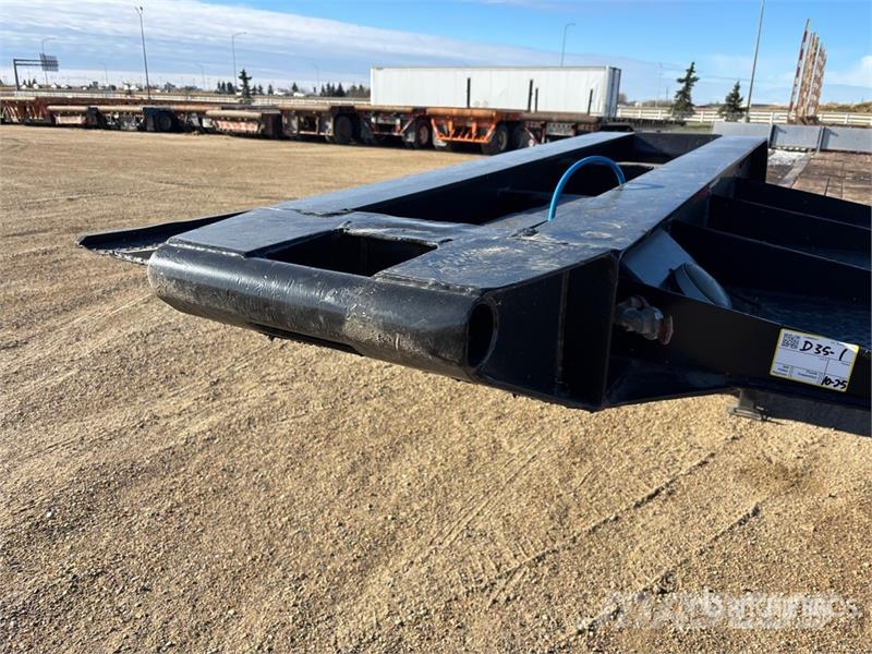 Columbia 34 ft T/A Tilt Deck Trailer Maskinhenger