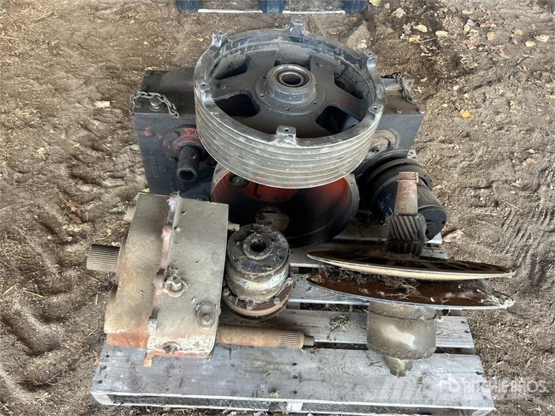 Combine Transfer Case - Fits Gleaner Andre komponenter