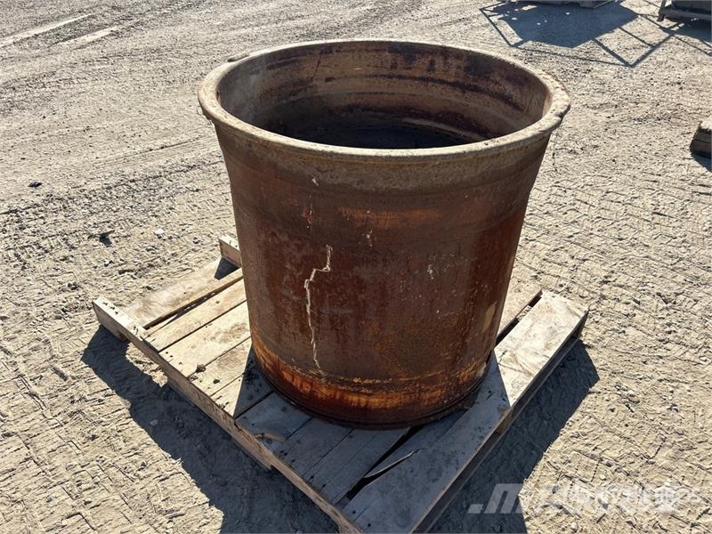 Compactor Wheel 31-3/4in Diameter Andre komponenter