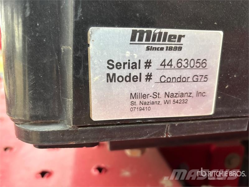 Condor G75 100 ft 4x4 High Clearance Self-Propelled Spray Pulverizadores autopropulsados