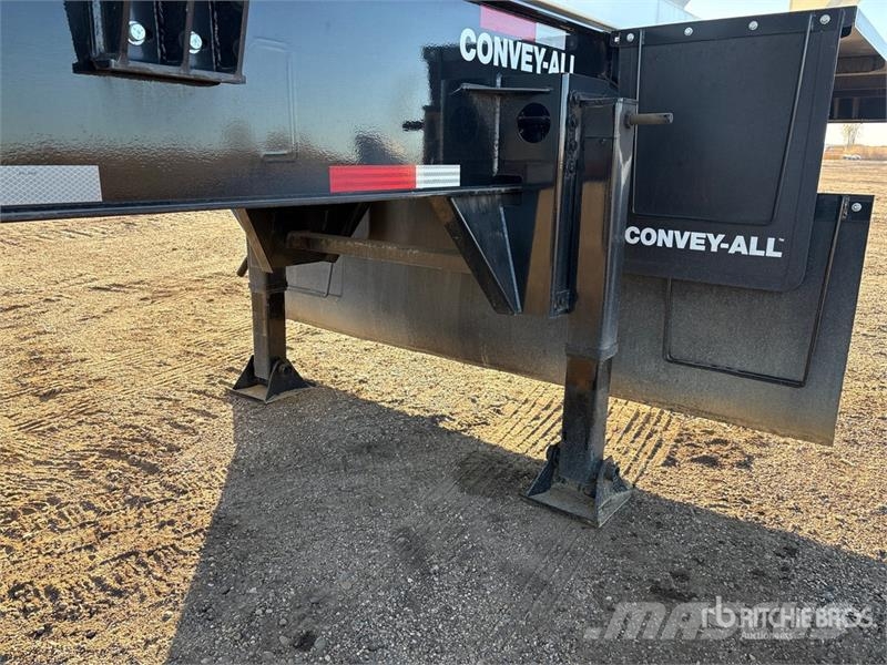 Convey-All CSC1545 40 ft Tri/A Side Dump Seed Tender Trailer 箱式拖车