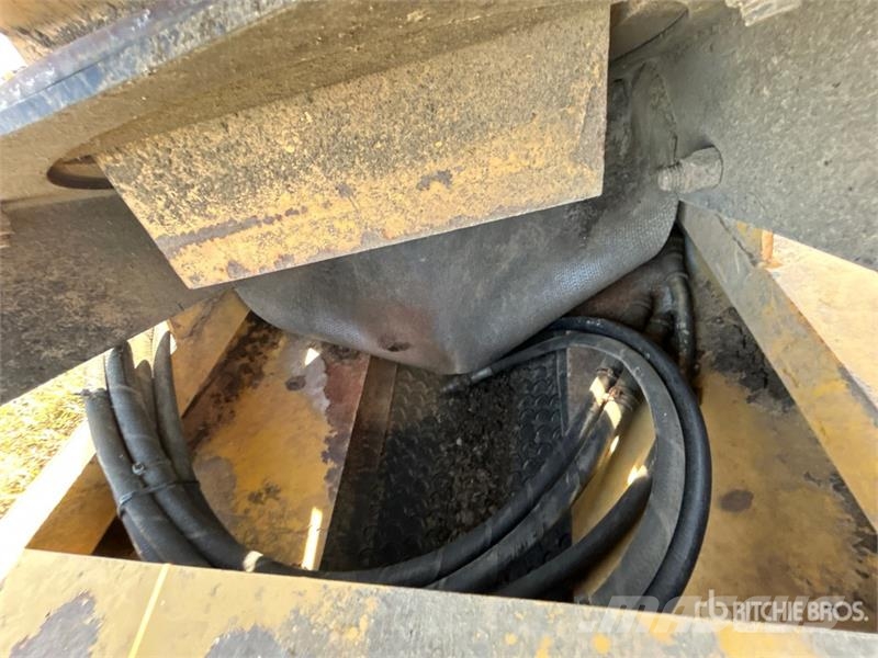 Convey-All TCH-1090 16 in x 100 ft Swing Grain Conveyor Transportna oprema