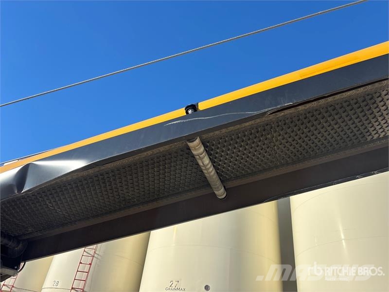 Convey-All TCS NH 1045 10 in x 45 ft Grain Conveyor معدات نقل