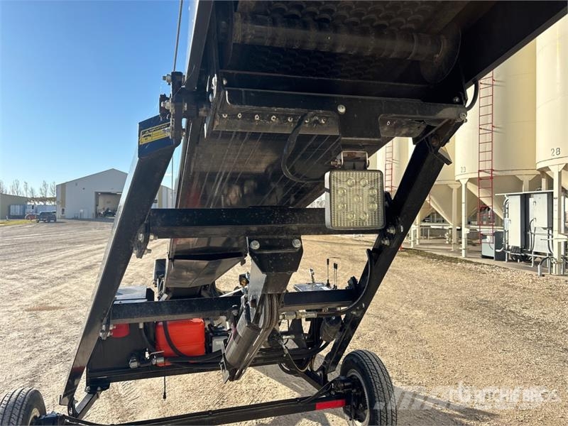 Convey-All TCS NH 1045 10 in x 45 ft Grain Conveyor معدات نقل