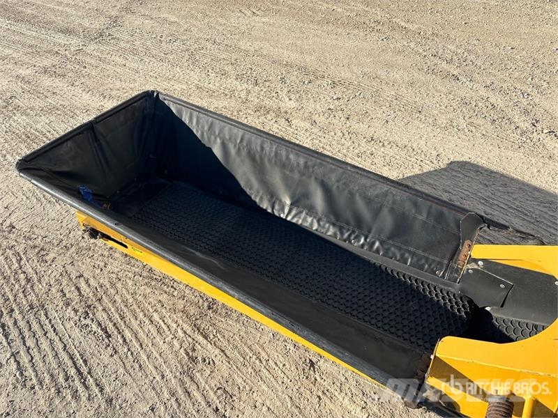 Convey-All TCS NH 1045 10 in x 45 ft Grain Conveyor معدات نقل