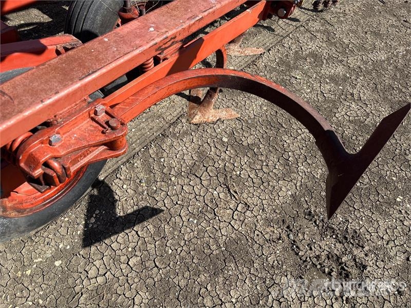 Coop Implements 25 ft Cultivator Kültivatörler