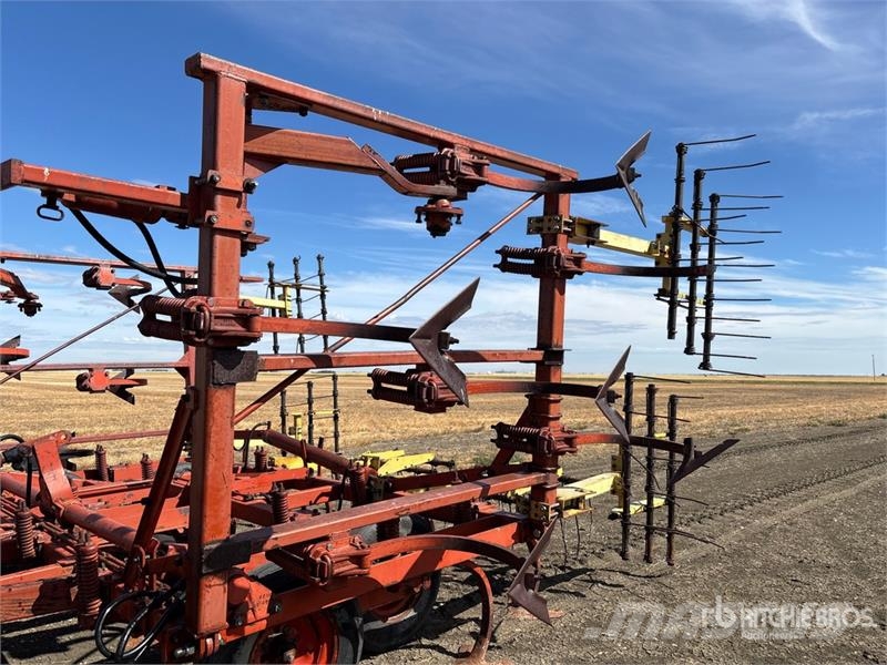 Coop Implements 25 ft Cultivator Kültivatörler