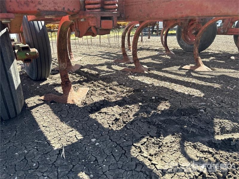 Coop Implements 25 ft Cultivator Kültivatörler