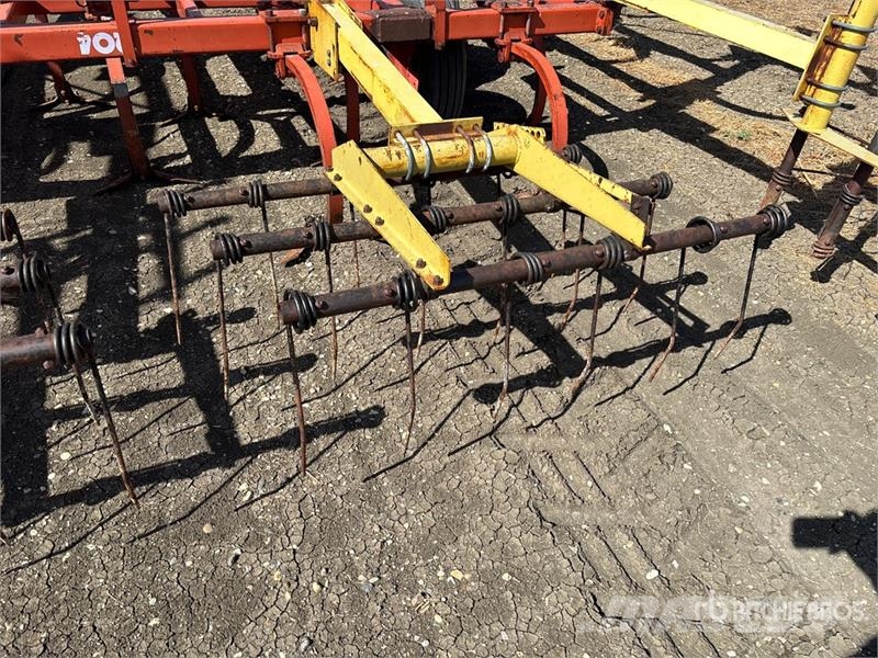 Coop Implements 25 ft Cultivator Kültivatörler