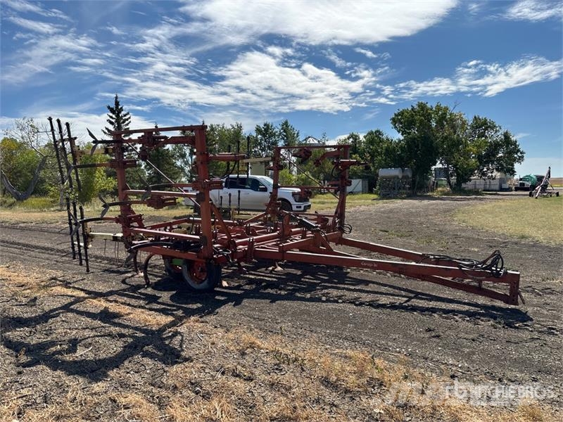 Coop Implements 25 ft Cultivator Kültivatörler