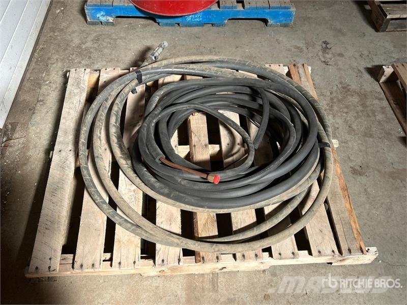 Copper Pipe With Foam Protection & Hydraulic Hose Ďalšie komponenty