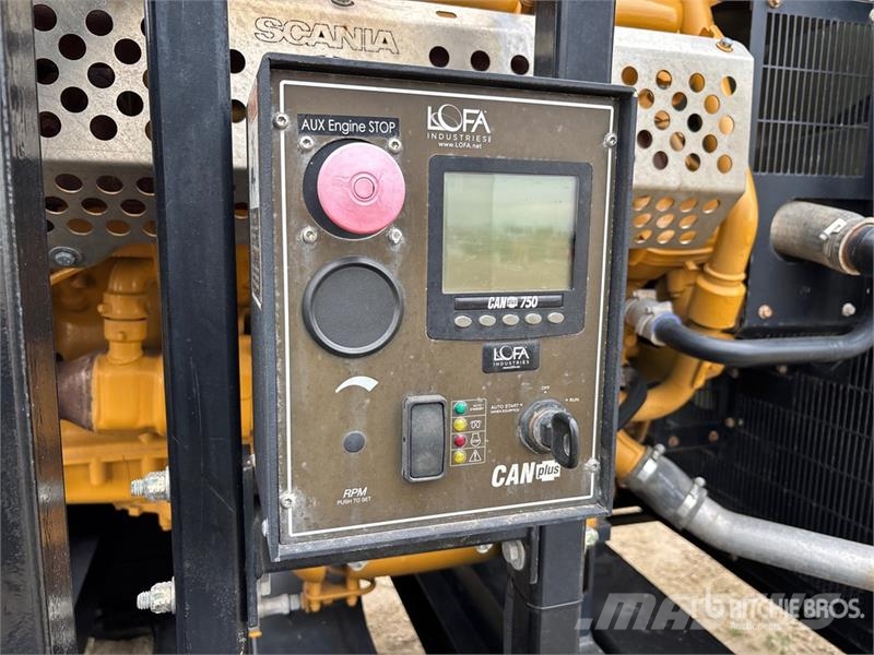 Cornell 6822MX-RP-EM18DB T/A Carrier Trailer-Mounted Water Veepumbad