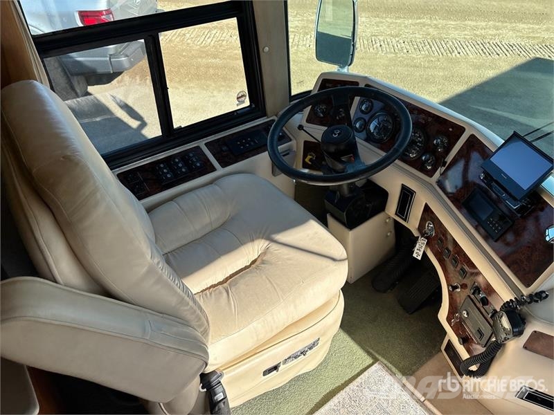Country Coach Magna Motor Home Asuntoautot ja asuntovaunut