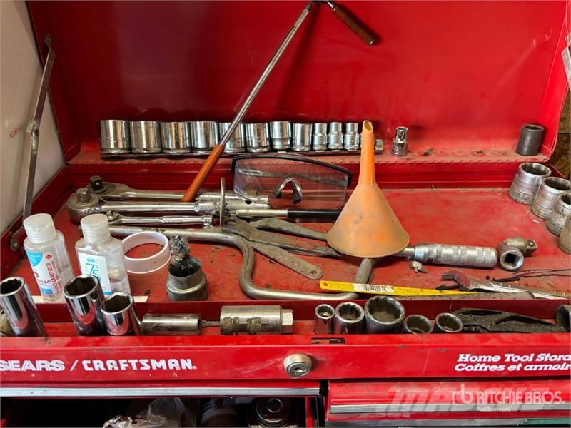 Craftsman Tool Chest مكونات أخرى
