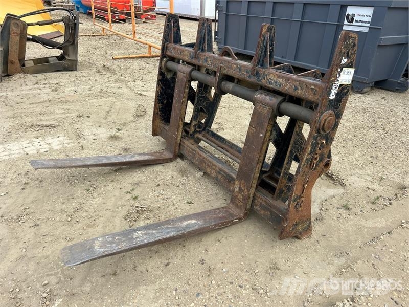 Craig 43 in Q/C Wheel Loader Forks - Fits Cat 544H Vorken