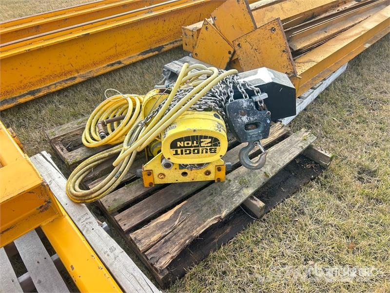  Cranes R US Inc. 2 ton Gantry Crane 架空橋式起重機