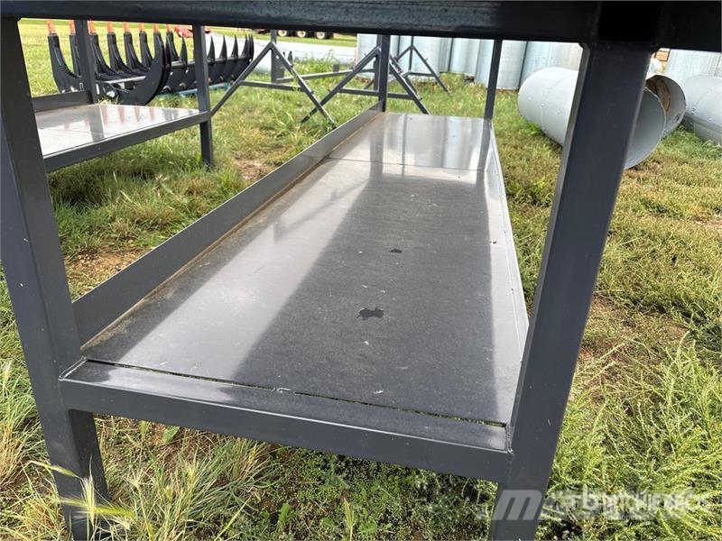  Cranfield Hopper Bottoms 12 ft Workbench (Unused) Altri componenti