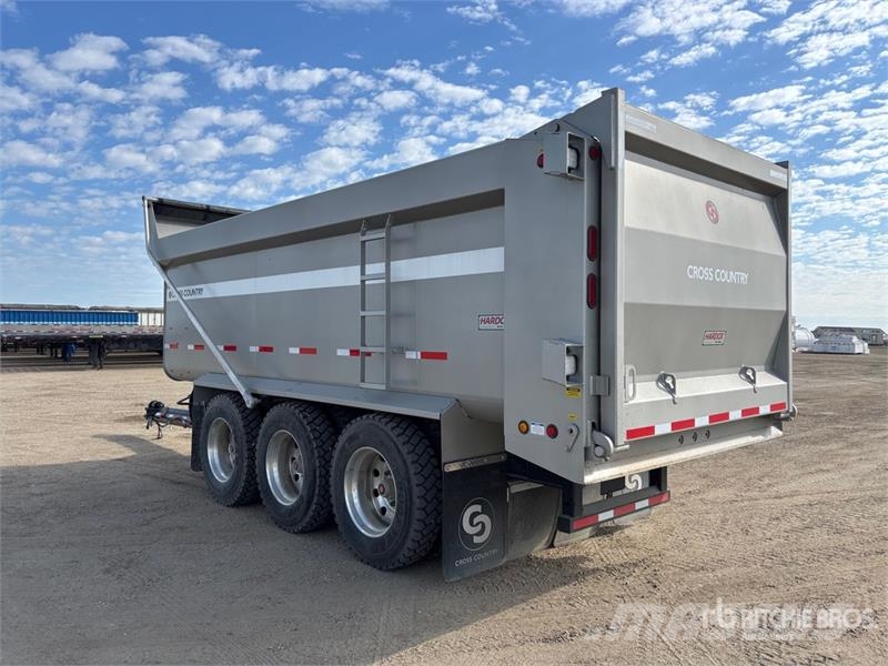 Cross Country 21 ft Tri/A Pup Dump Trailer (Unused Bañera