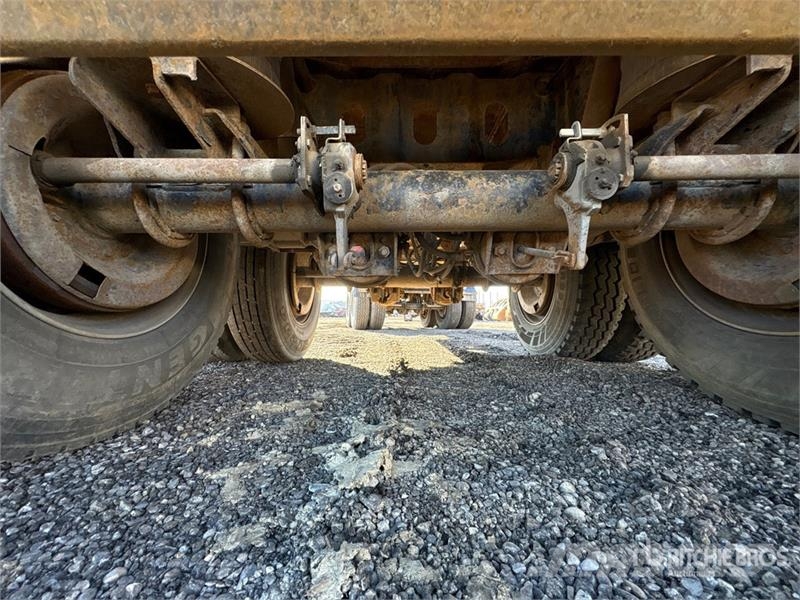 Cross Country 26 ft Quad/A Turntable Pup End Dump  Savivartės priekabos