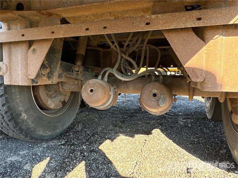  Cross Country 26 ft Quad/A Turntable Pup End Dump  Savivartės priekabos