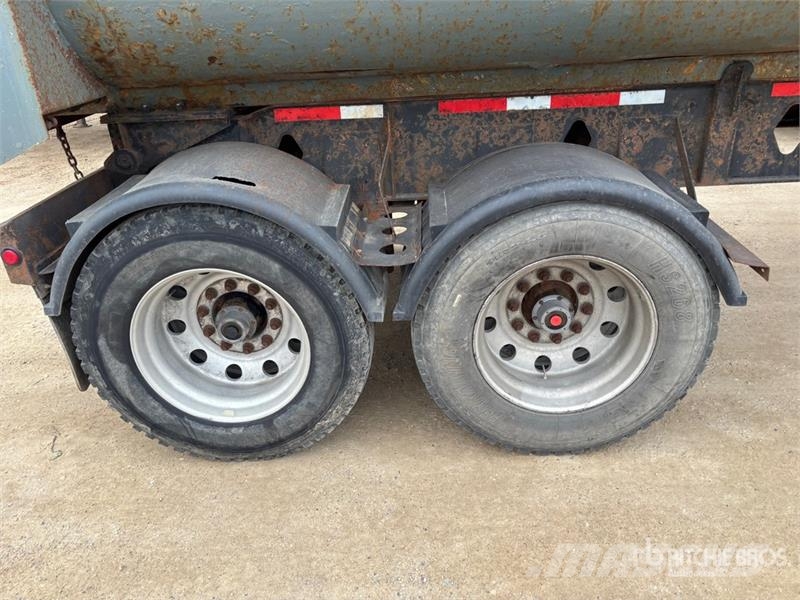 Cross Country 27 ft Quad/A End Dump Trailer Самоскиди