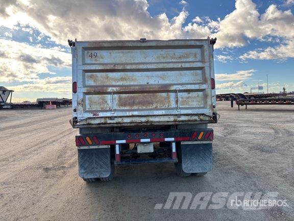  Cross Country 33 ft Tri/A End Dump Trailer Remorque benne
