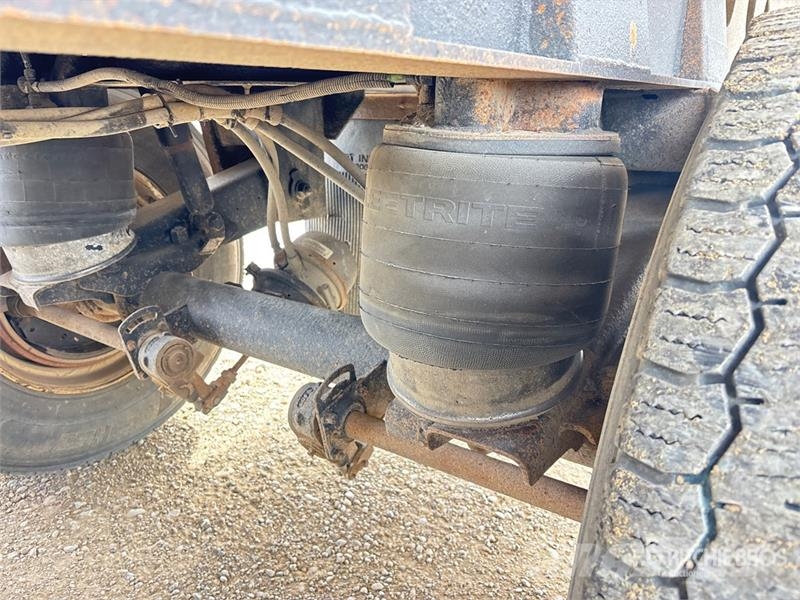  Cross Country 33 ft Tri/A End Dump Trailer Самоскиди