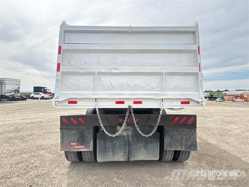  Cross Country 33 ft Tri/A End Dump Trailer Самоскиди