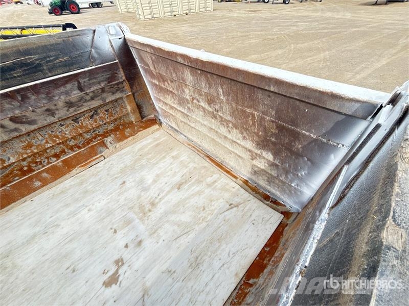  Cross Country 33 ft Tri/A End Dump Trailer Самоскиди