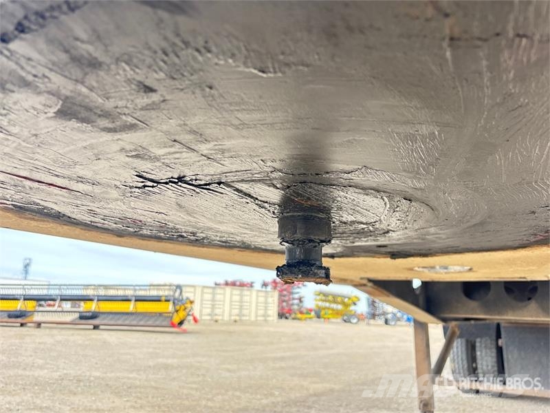  Cross Country 33 ft Tri/A End Dump Trailer Самоскиди