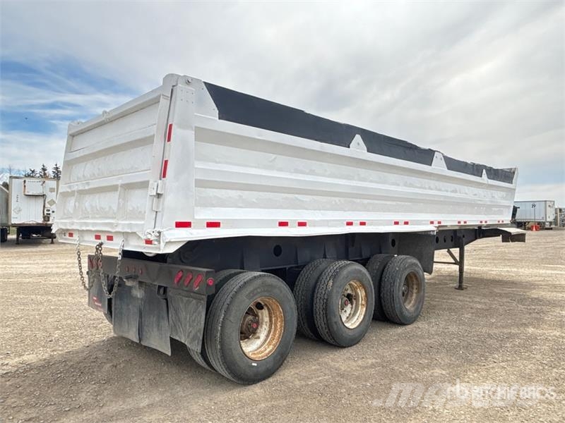  Cross Country 33 ft Tri/A End Dump Trailer Самоскиди
