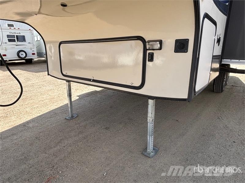  Crossroads Sunset Trail 270BH 27 ft T/A Travel Tra Інші причепи