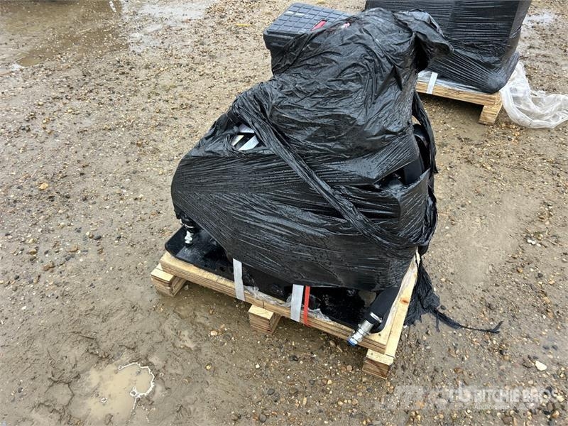  CT-C35 17 in 3-5 Ton Excavator Hydraulic Plate Com مكونات أخرى