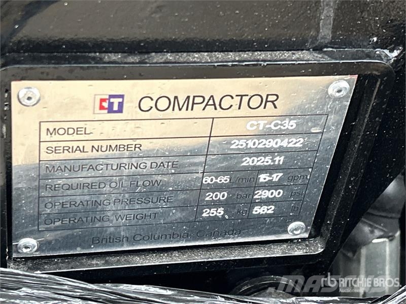  CT-C35 17 in 3-5 Ton Excavator Hydraulic Plate Com مكونات أخرى