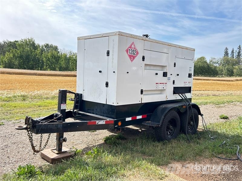 Cummins 100D6R T/A Generator Trailer Przyczepy niskopodłogowe