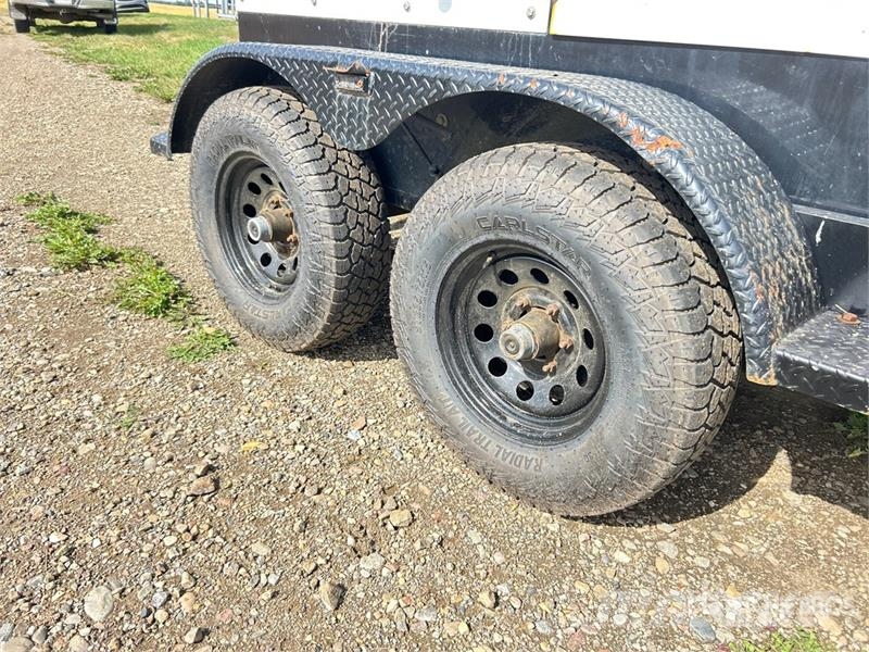 Cummins 100D6R T/A Generator Trailer Przyczepy niskopodłogowe