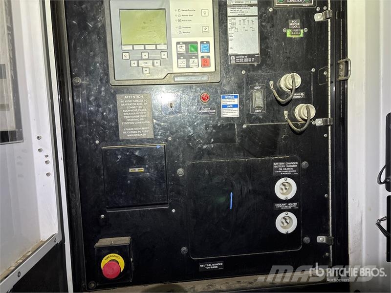 Cummins C100D2RE 100 kW Mobile Generator Set Dízel áramfejlesztők