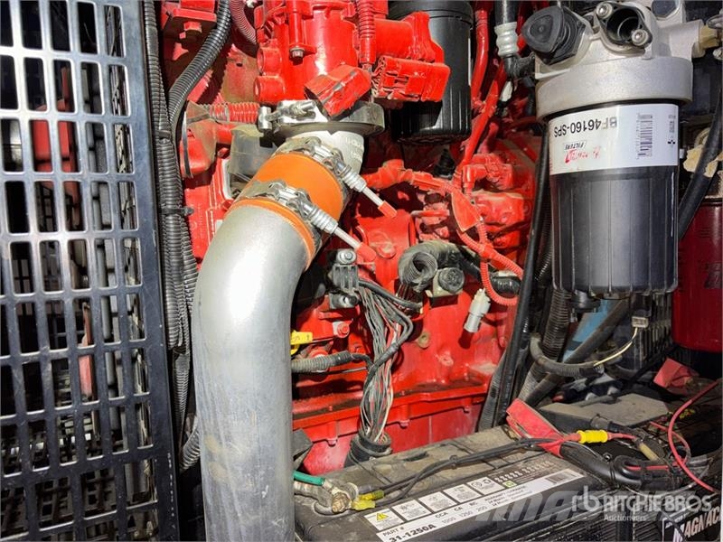 Cummins C100D2RE 100 kW Mobile Generator Set Dízel áramfejlesztők