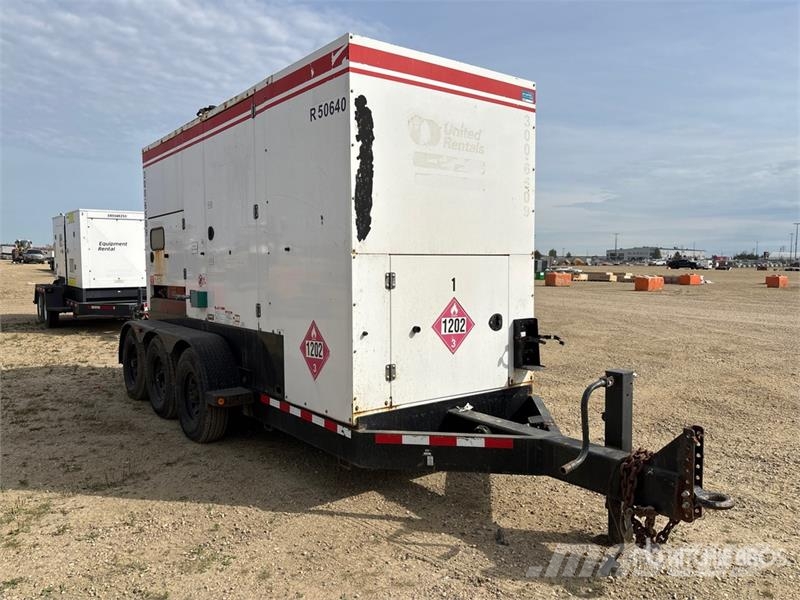 Cummins C300D6R-1514783 300 kW Mobile Generator Set 디젤 발전기
