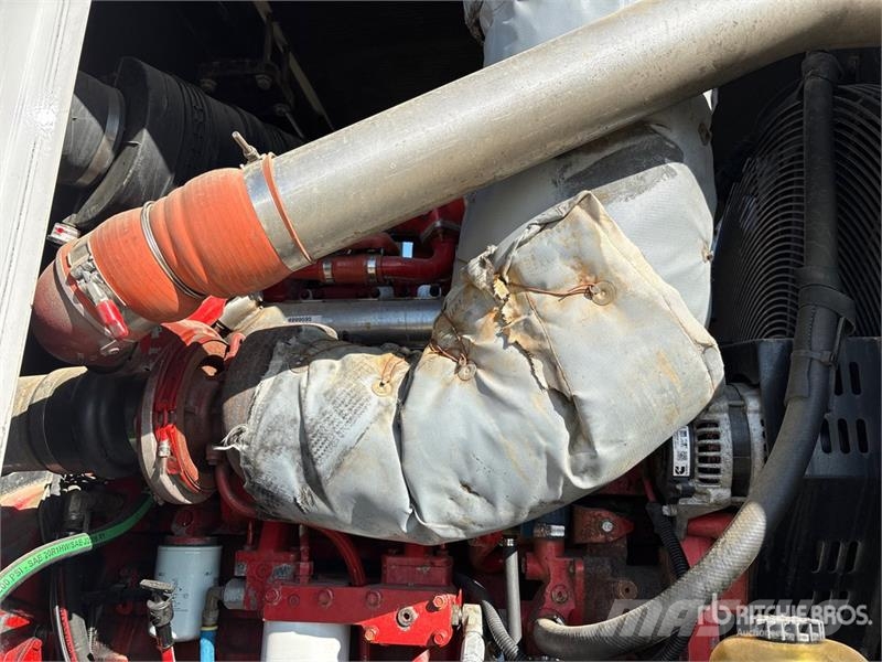 Cummins C300D6R-1514783 300 kW Mobile Generator Set Dyzeliniai generatoriai