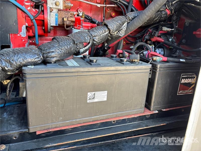 Cummins C300D6R-1514783 300 kW Mobile Generator Set Dyzeliniai generatoriai