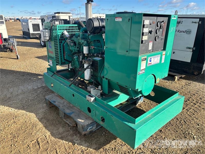 Cummins DGCB-4488393 60 kW Skid-Mounted Generator Set Diiselgeneraatorid