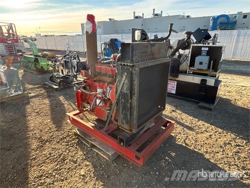 Cummins G8.3 Engine (Inoperable) Motori