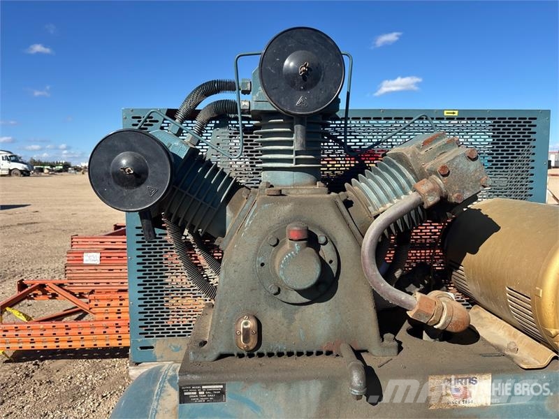 Curtis Skid-Mounted Electric 120 gal Air Compressor Kompressoren